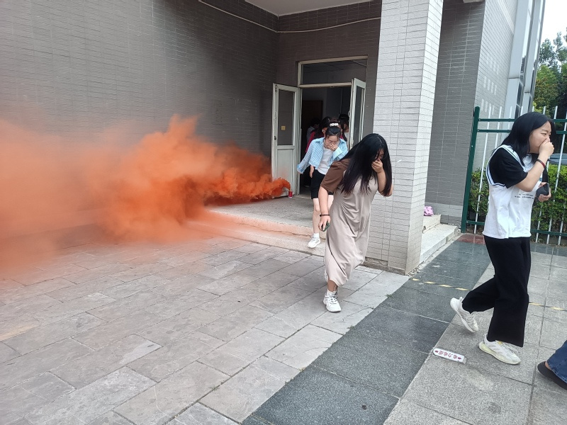 应急演练.jpg