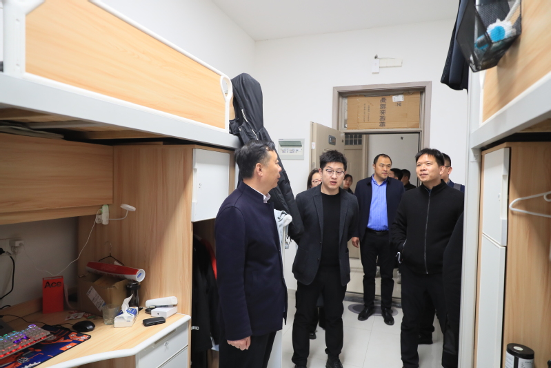 省高校安全检查工作组来校检查指导工作3.jpg